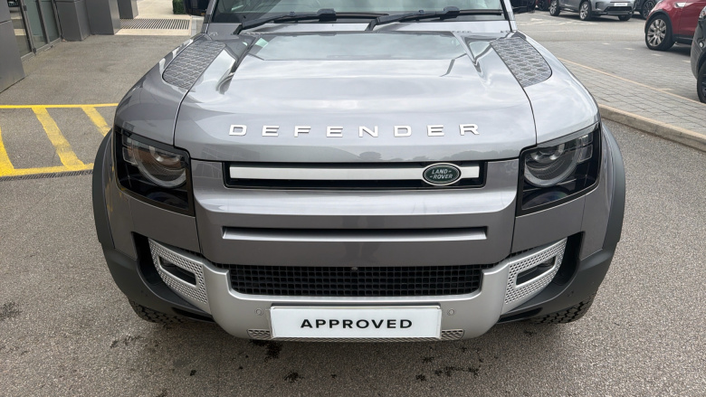 Land Rover Defender 2.0 D240 HSE 110 5dr Auto Diesel Estate